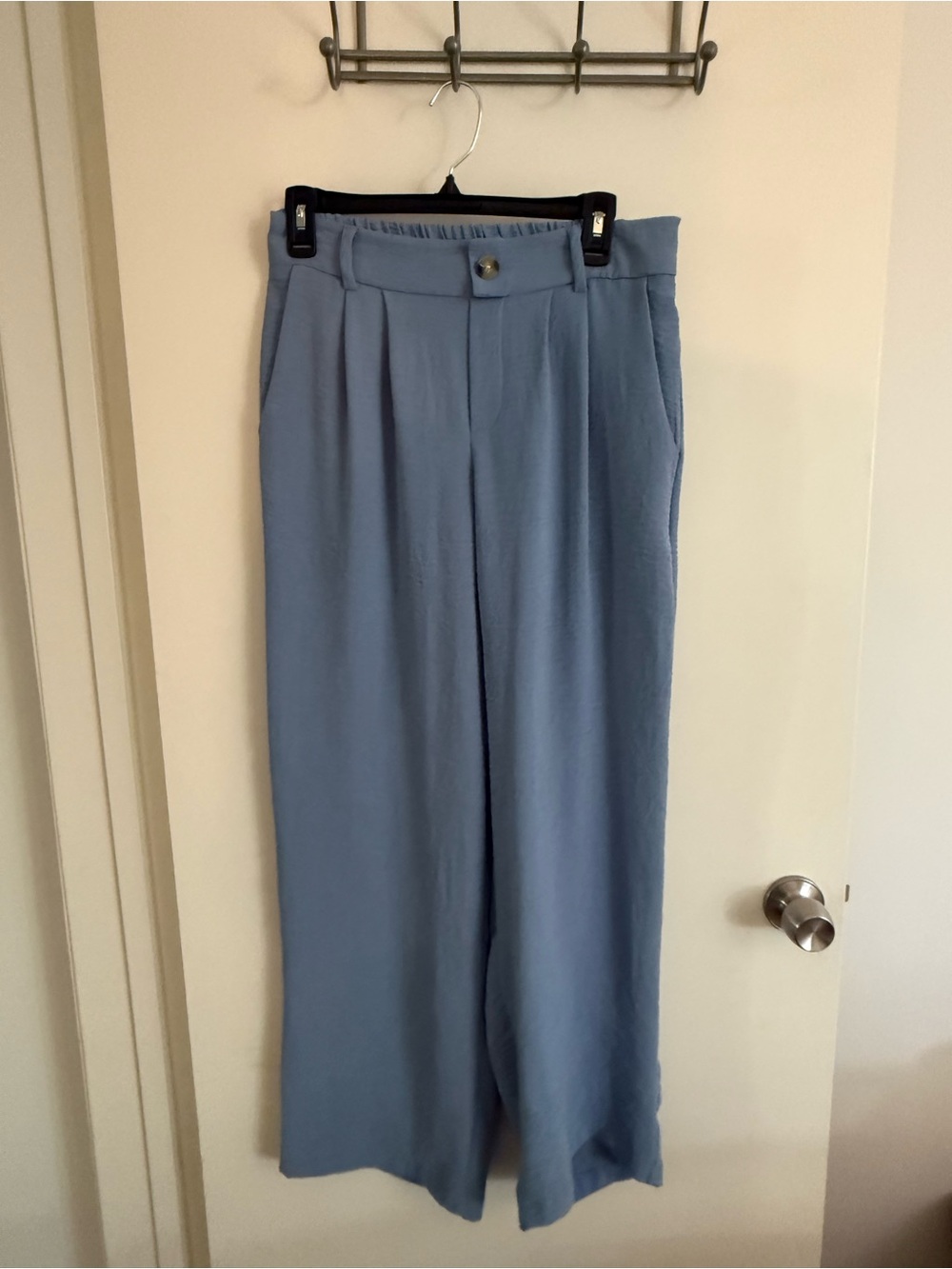 Wide-Leg Trousers